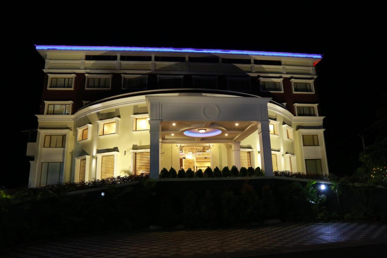 Hotel Bonanza Alappuzha Luaran gambar