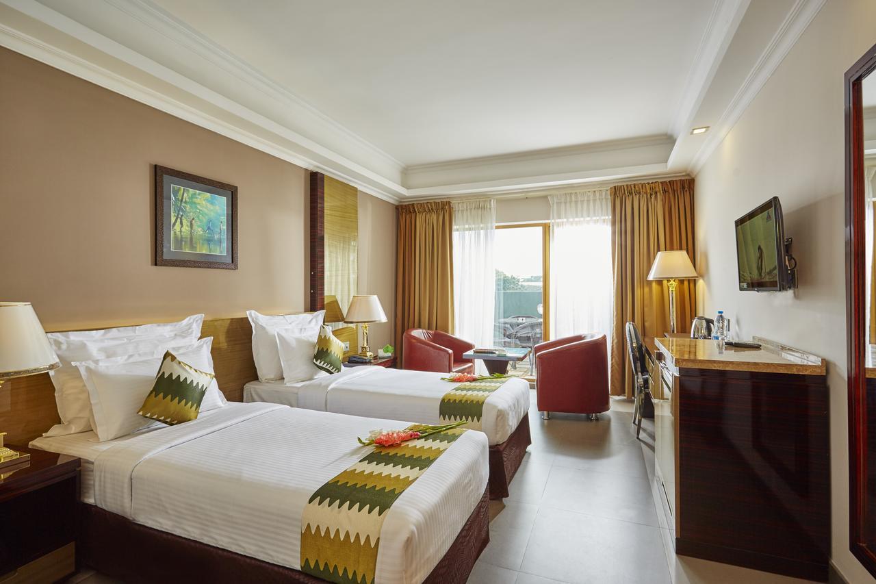 Hotel Bonanza Alappuzha Luaran gambar