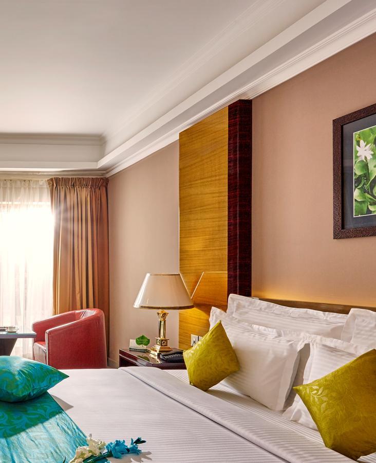Hotel Bonanza Alappuzha Luaran gambar