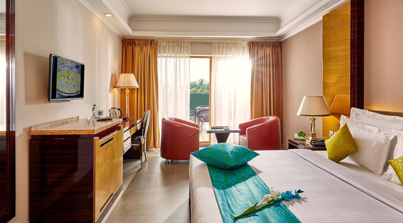 Hotel Bonanza Alappuzha Luaran gambar