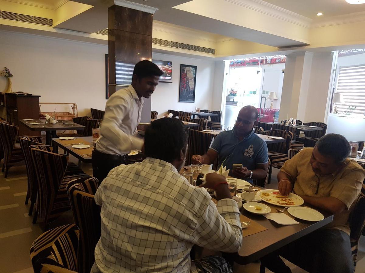 Hotel Bonanza Alappuzha Luaran gambar